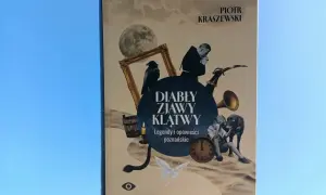 Okładka książki "Diabły, zjawy, klątwy" Piotra Kraszewskiego z elementami graficznymi: księżyc, kruk, zegar, pies, chłopiec.